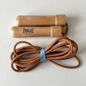 Everlast Leather Non-Weighted Jump Rope Skipping Rope 9.5 Ft